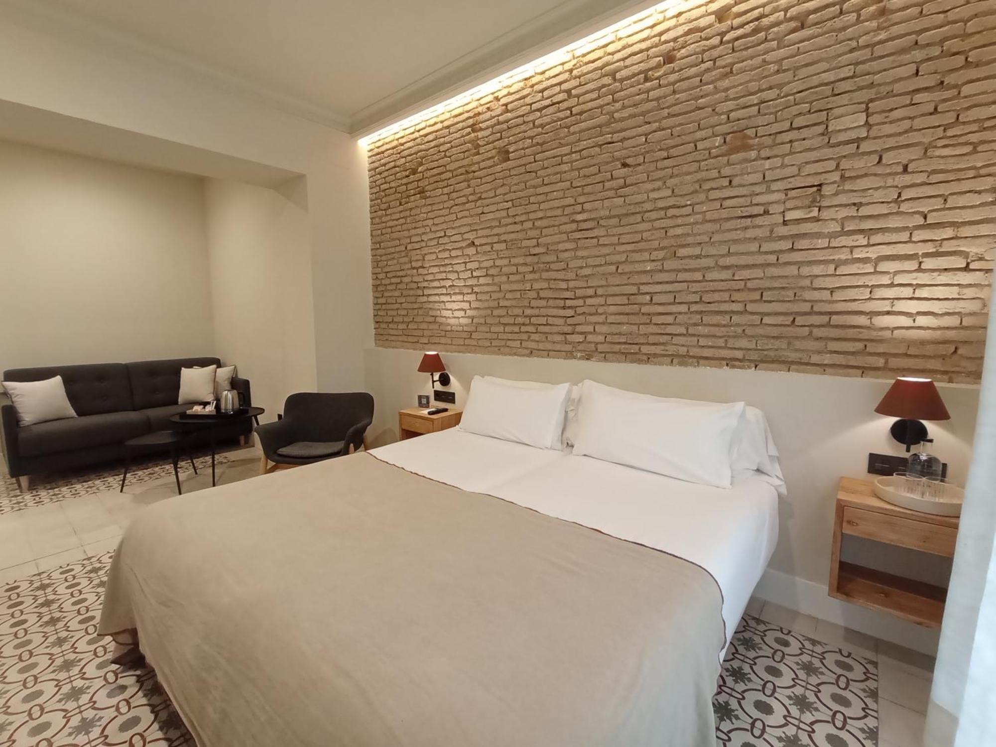 Uma Suites Parada Del Marques Sevilha Exterior foto