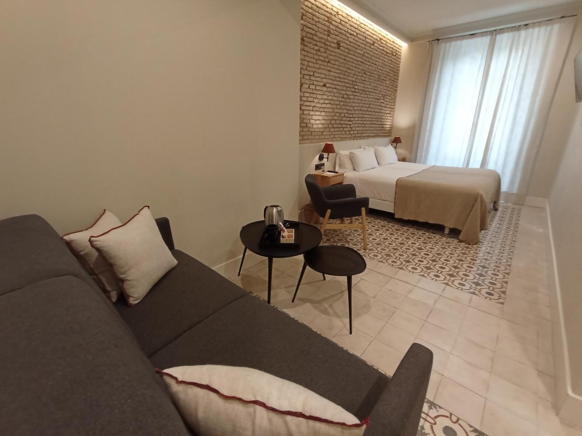 Uma Suites Parada Del Marques Sevilha Exterior foto