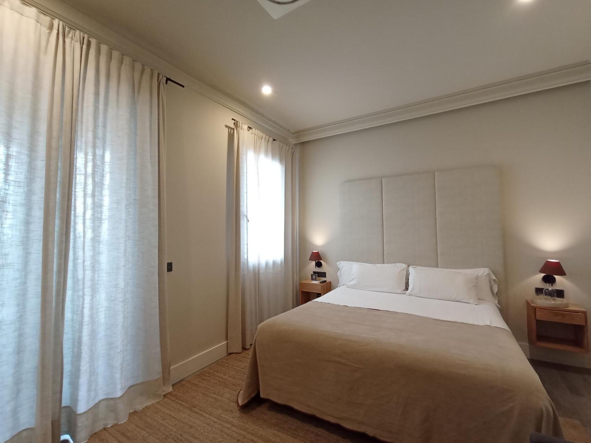 Uma Suites Parada Del Marques Sevilha Exterior foto