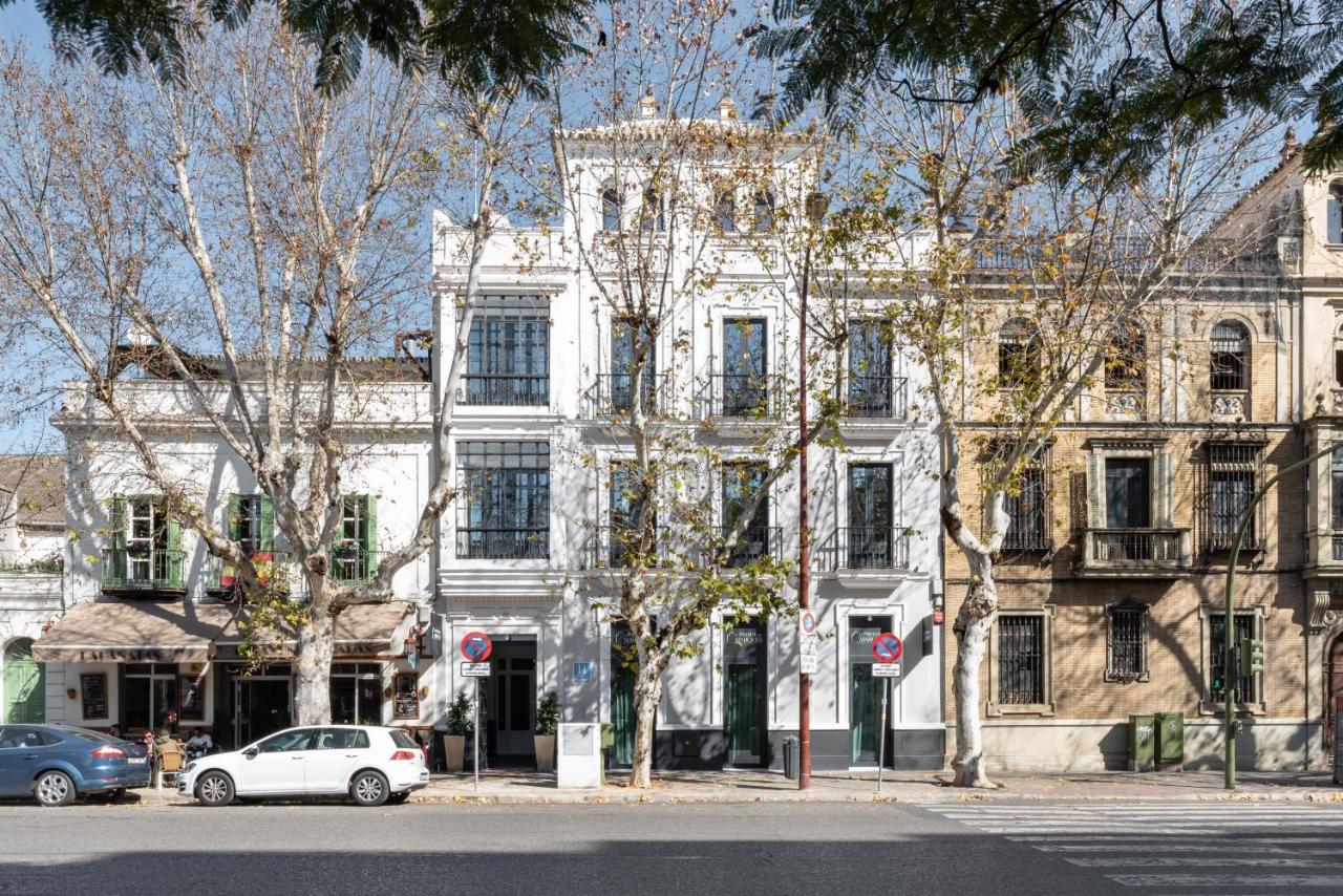 Uma Suites Parada Del Marques Sevilha Exterior foto
