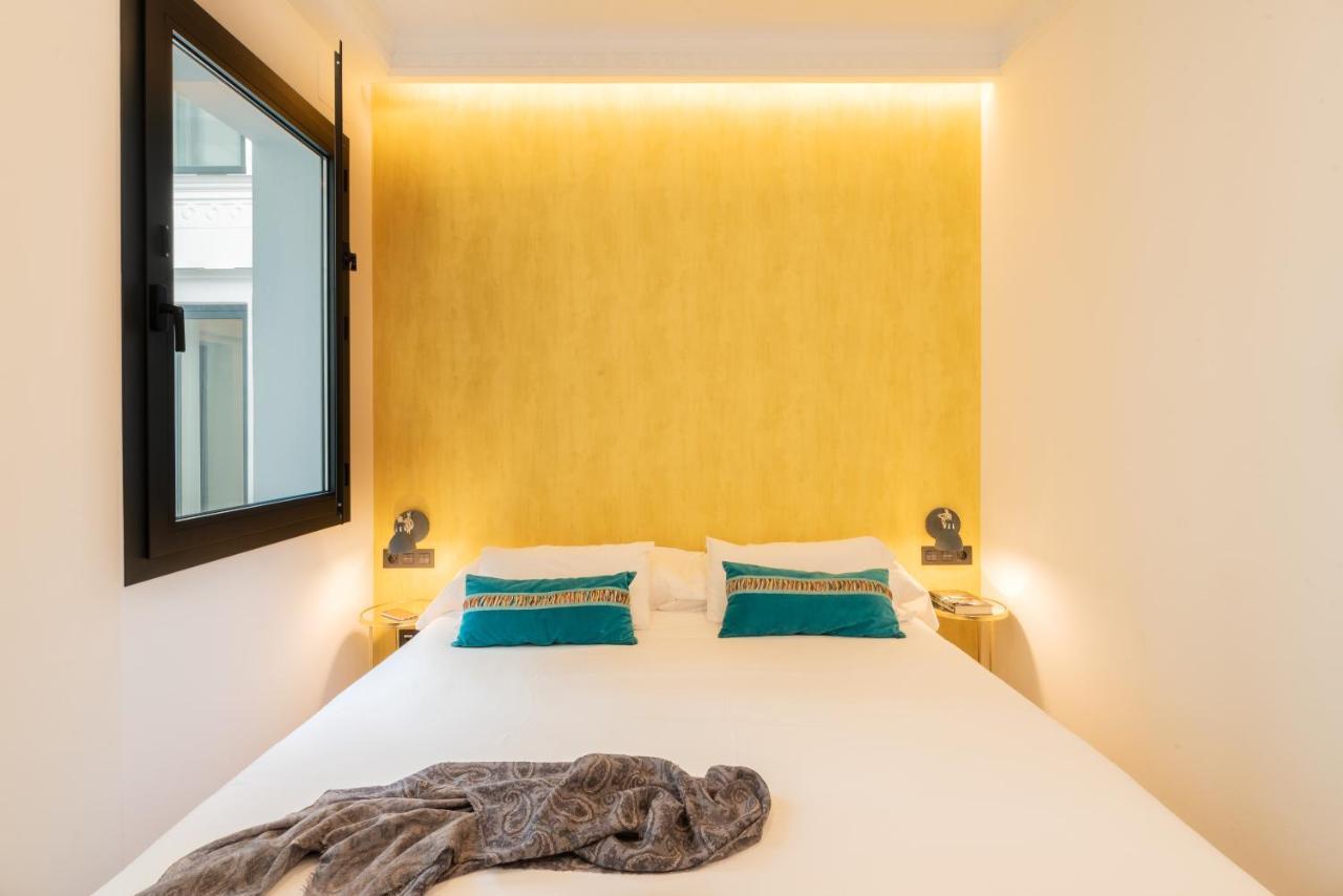 Uma Suites Parada Del Marques Sevilha Exterior foto
